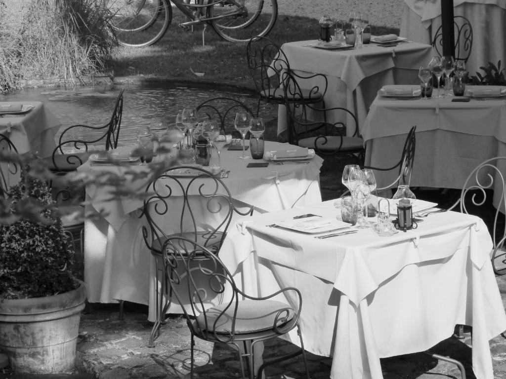 Logis Hotel Le Relais Louis XI Meung-sur-Loire Zewnętrze zdjęcie