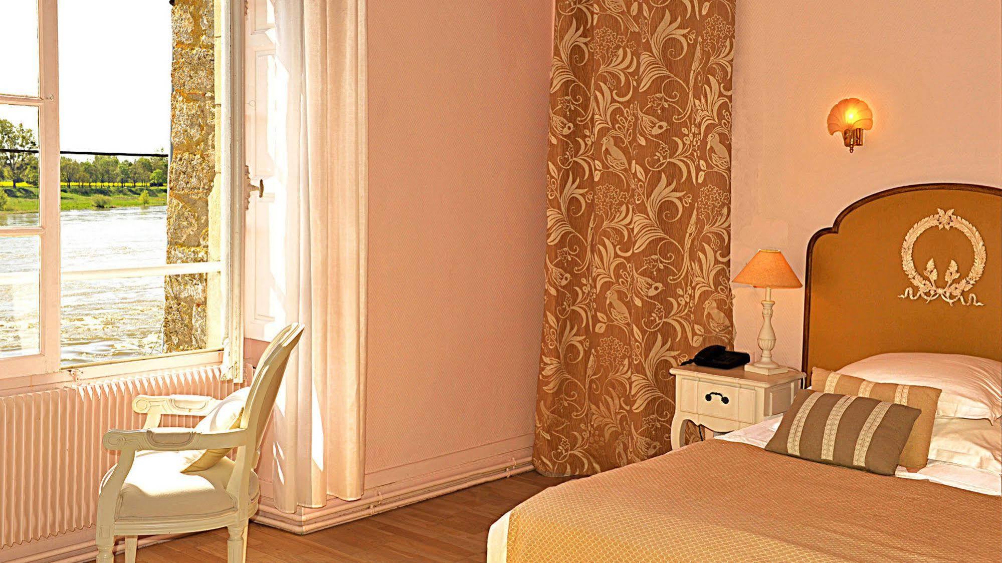 Logis Hotel Le Relais Louis XI Meung-sur-Loire Zewnętrze zdjęcie